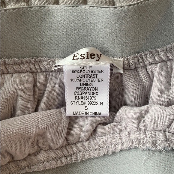 Grey Tulle skirt - Picture 3 of 5